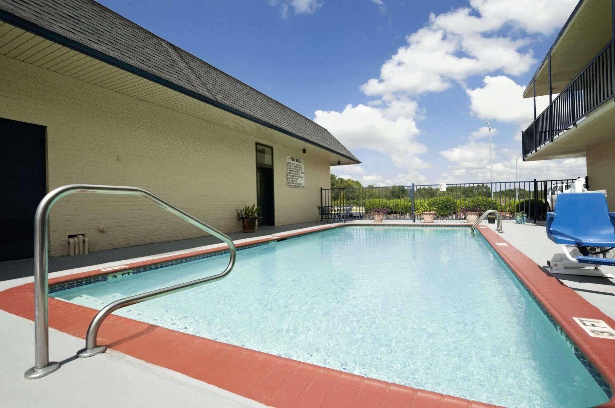 Oyo Hotel Jennings Near Crowley, La I-10 Exterior photo